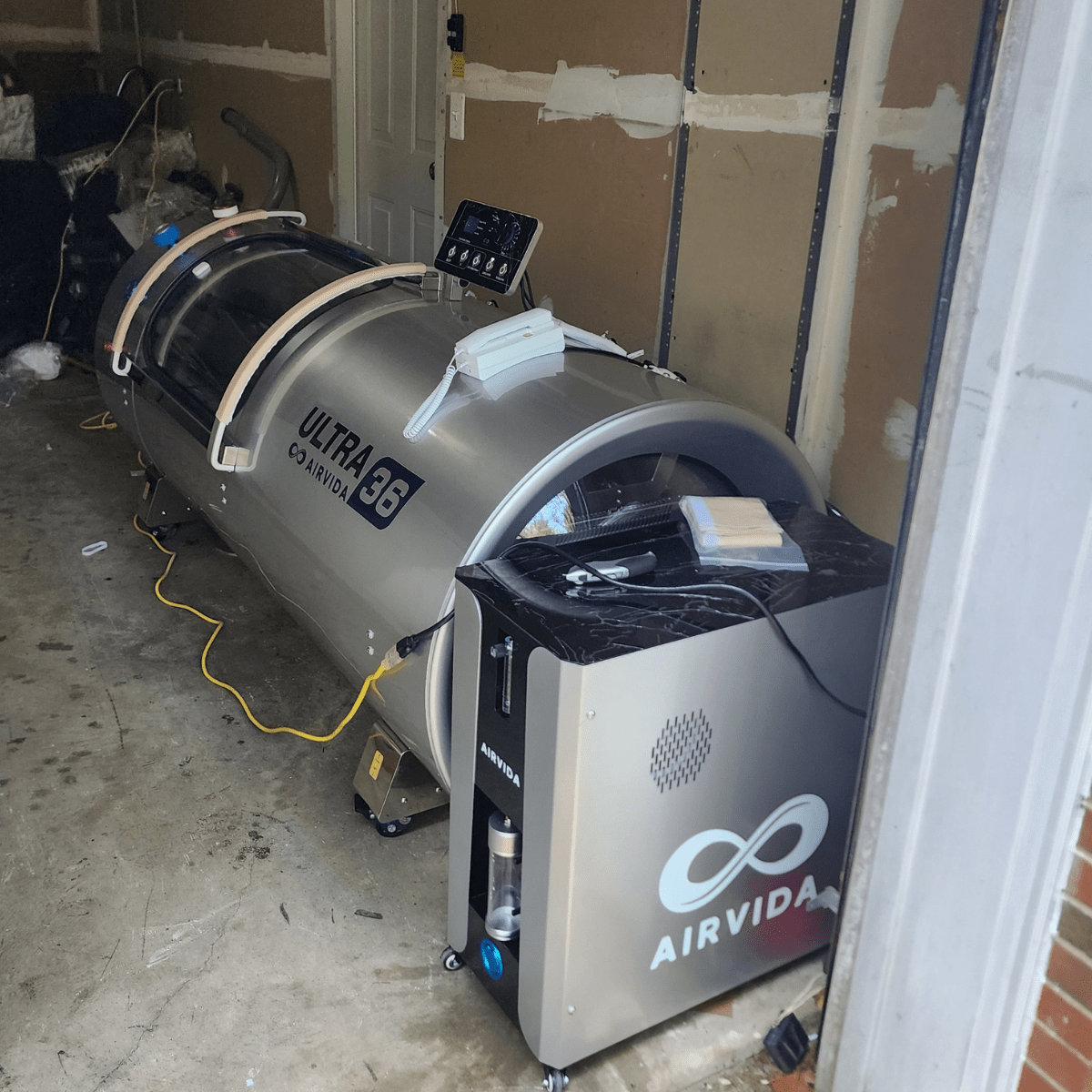 Airvida Ultra Hard-Shell Hyperbaric Chamber | 1.3–2.0 ATA