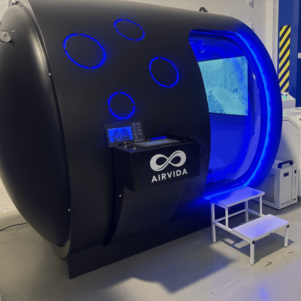 2.0 ATA Hardshell Multiplace Hyperbaric Chamber with BIBS