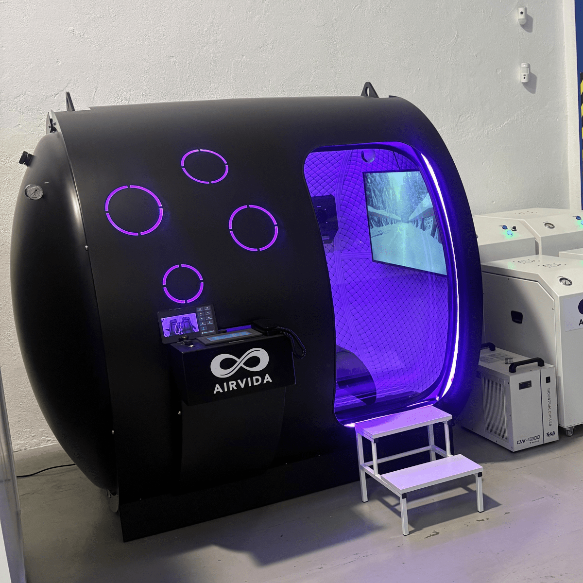 2.0 ATA Hardshell Multiplace Hyperbaric Chamber with BIBS