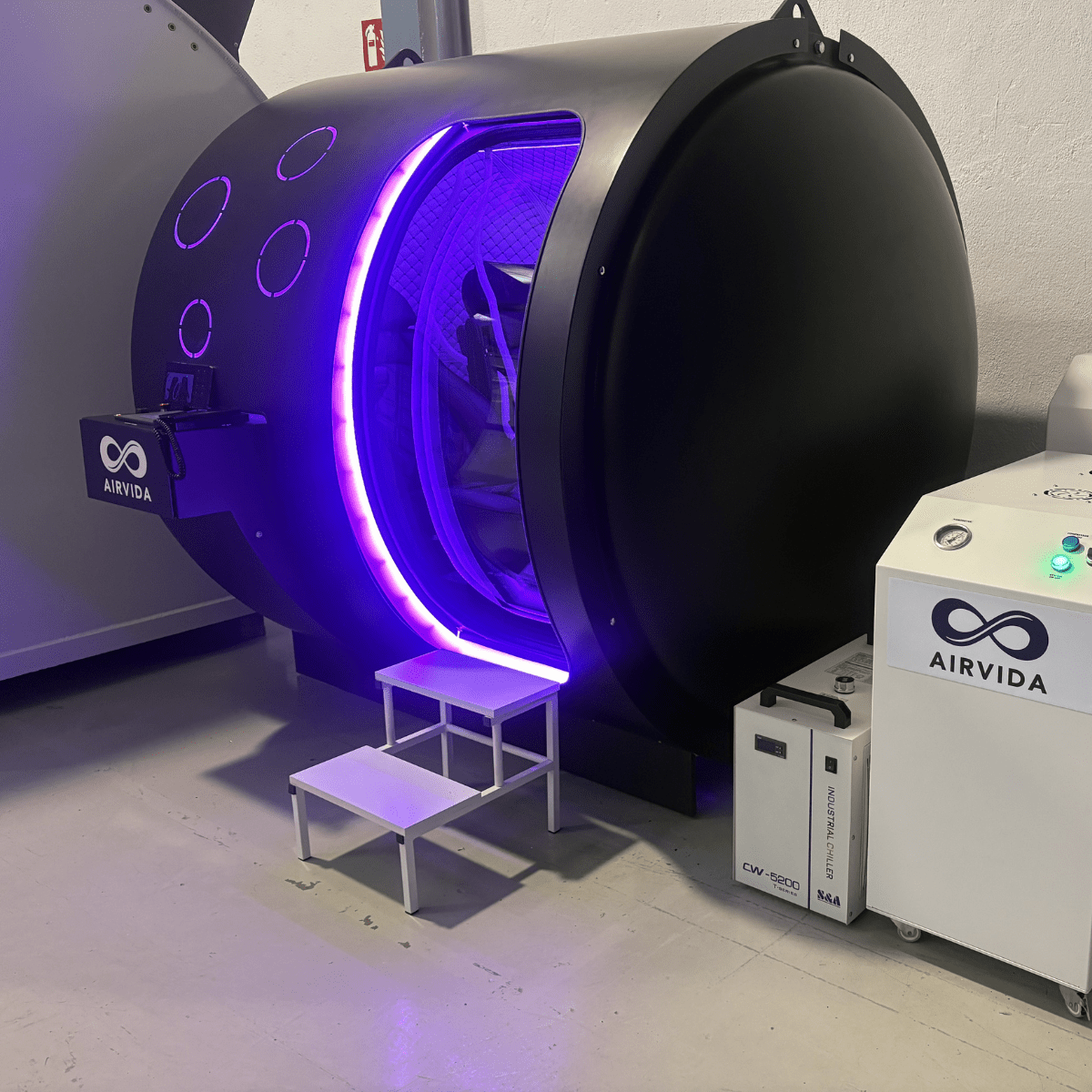 2.0 ATA Hardshell Multiplace Hyperbaric Chamber with BIBS