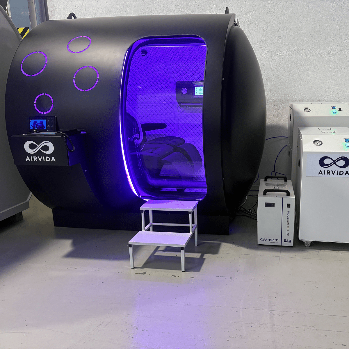 2.0 ATA Hardshell Multiplace Hyperbaric Chamber with BIBS