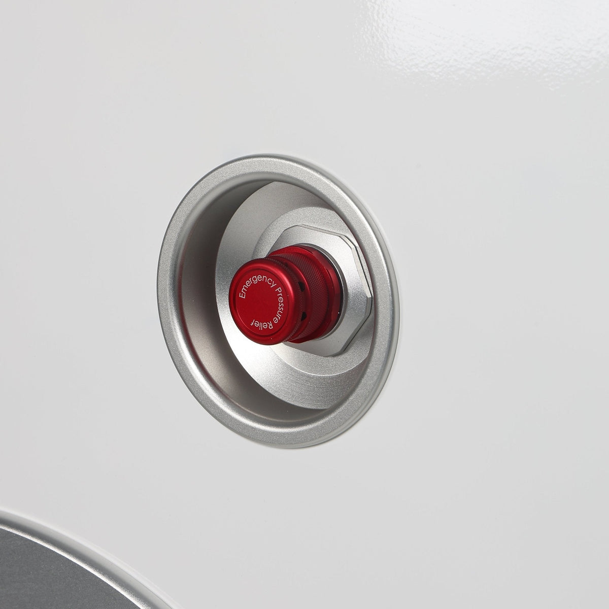 MedEq TimePod 2 | 2.0 ATA Triangular Hard-Shell Hyperbaric Chamber